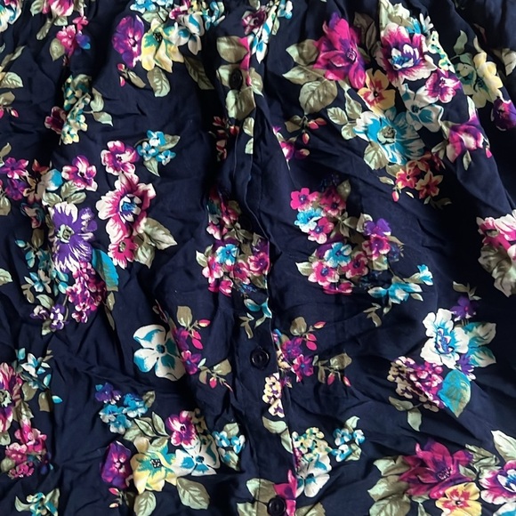 Woman Within Floral Top - Multicolor 💗 - Picture 2 of 3